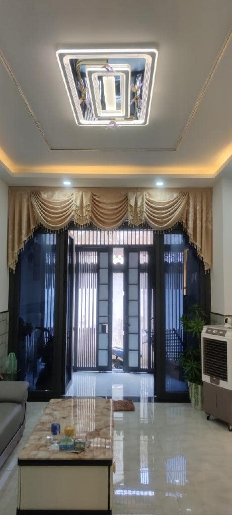 Nhà mới 3 tầng - Phạm Thế Hiển - Phường 4 - Quận 8 - Tặng toàn bộ nội thất cao cấp - Vào ở ngay