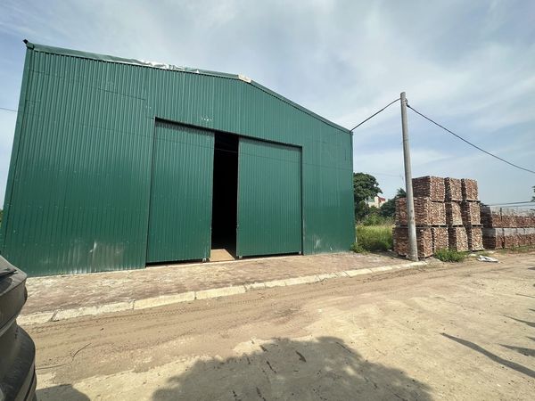 Bán 300m kho Xưởng, xe cont vào ngay trung tâm thường Tín, mặt tiền rộng giá chỉ 9 tỷ