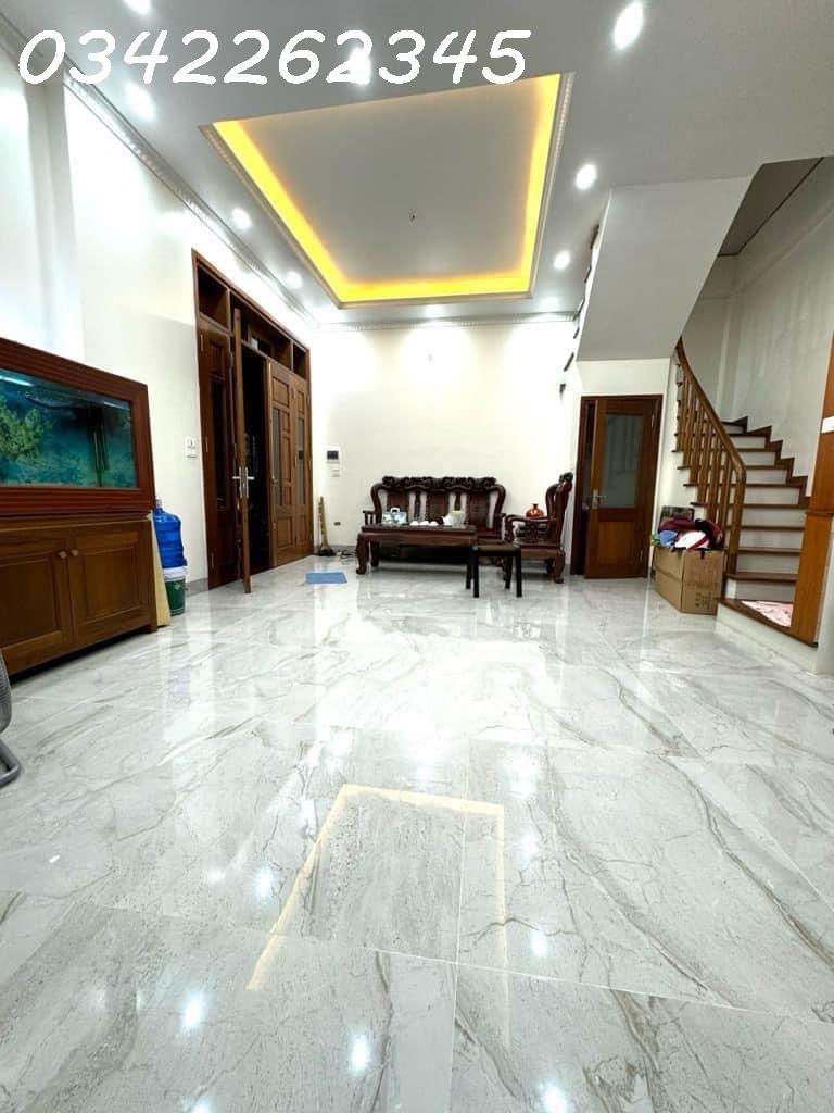 Cần Bán Gấp Nhà Phố Đinh Công Hạ, Hoàng Mai, Ngõ Rộng Ô Tô Thông, 5 Tầng Full Nội Thất, Nhỉnh 6 Tỷ.