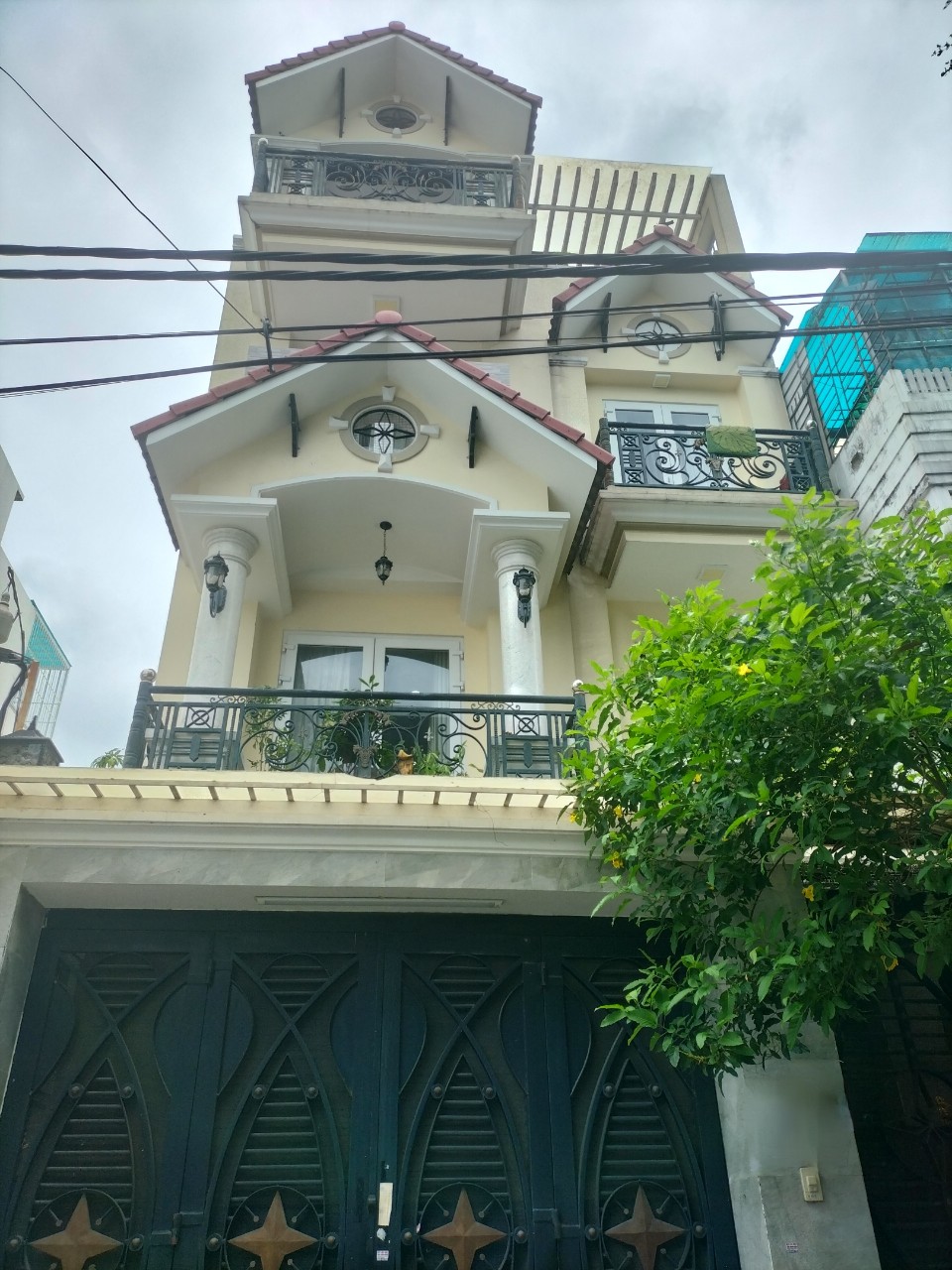 BÁN BIỆT THỰ,ĐƯỜNG HOA BẰNG,TÂN SƠN NHÌ,TÂN PHÚ (120m2_6,8x18x4 TẦNG) 14,5TY TL CHÍNH CHỦ(HẺM 7M)