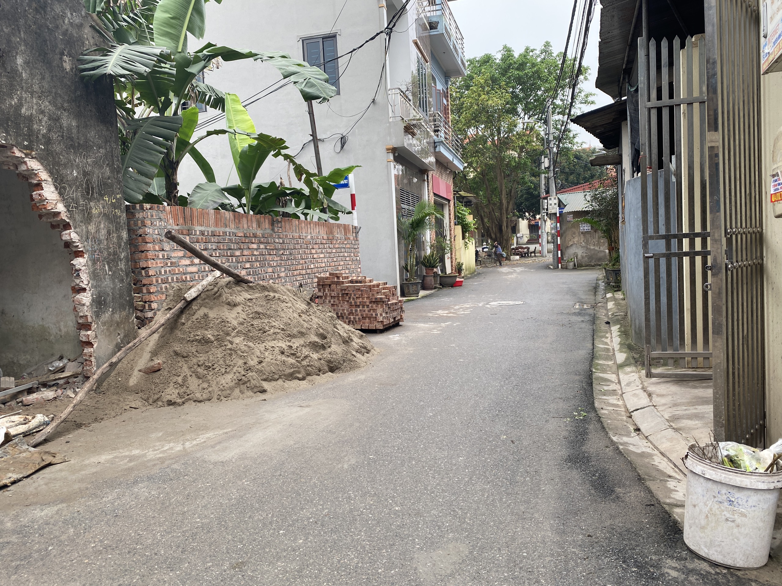 48m2 Linh Quy Bắc ngõ 2.5m, 30m ra đường lớn. Giá 1.5 tỷ