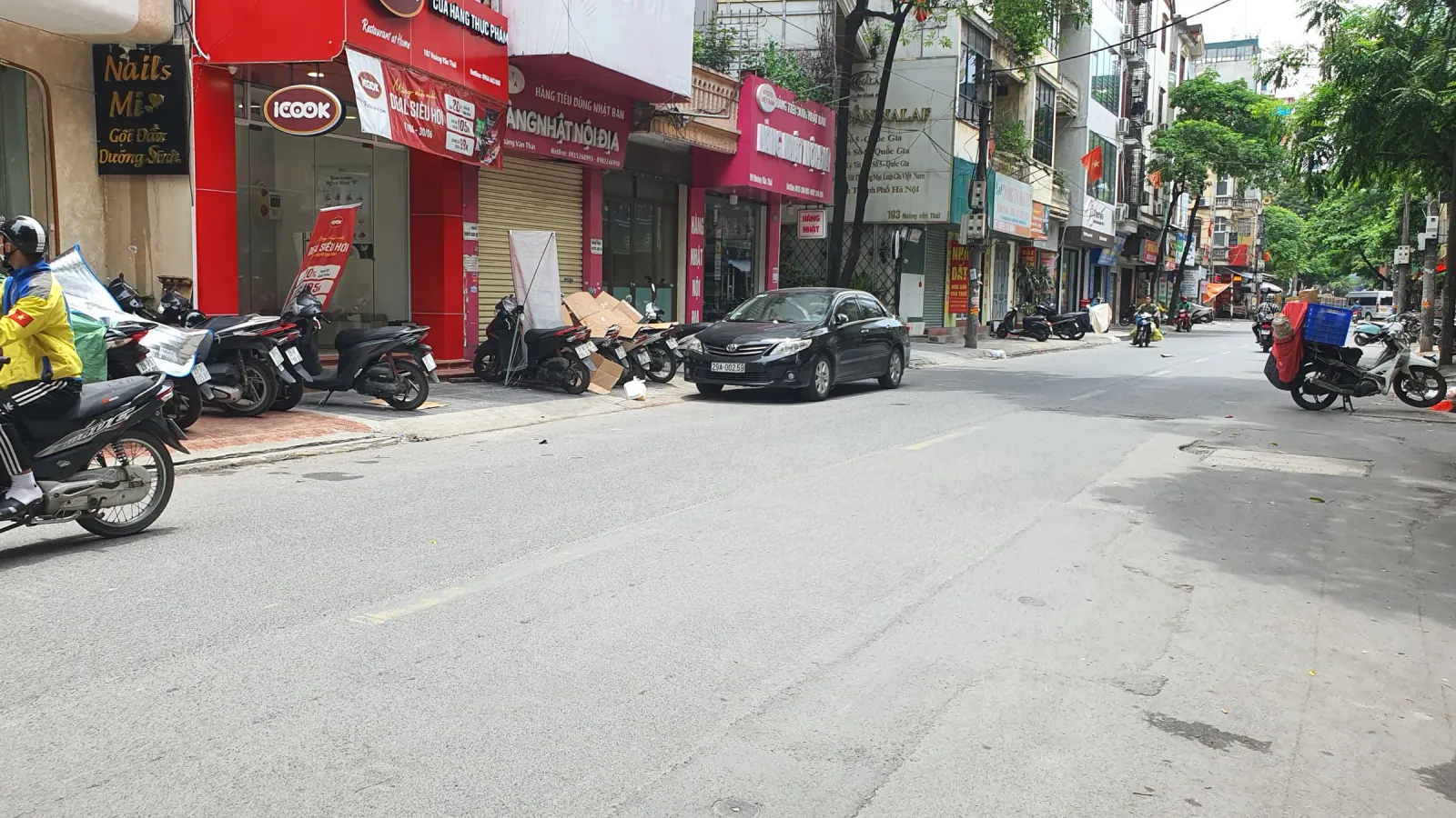 Bán Nhà Mặt Phố Hoàng văn Thái. Thanh Xuân. Ô Tô. Vỉa Hè. DT 80m2. 6 Tầng. Giá 38,9 Tỷ.