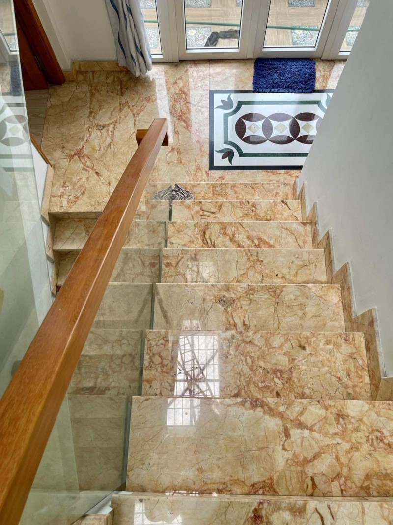 MẶT TIỀN KINH DOANH - LÔ GÓC 2 MẶT ĐƯỜNG - KẾT CẤU 5 TẦNG THANG MÁY - XE HƠI THÔNG TỨ TUNG - TRUNG TÂM TÂN PHÚ, BÁN GẤP