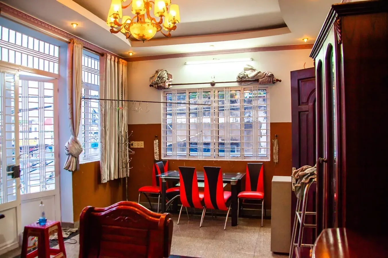 NHÀ MTKD ĐỈNH - GIÁP TÂN BÌNH - 4 TẦNG BTCT - SỔ VUÔNG A4 - KINH DOANH ĐA NGÀNH NGHỀ.