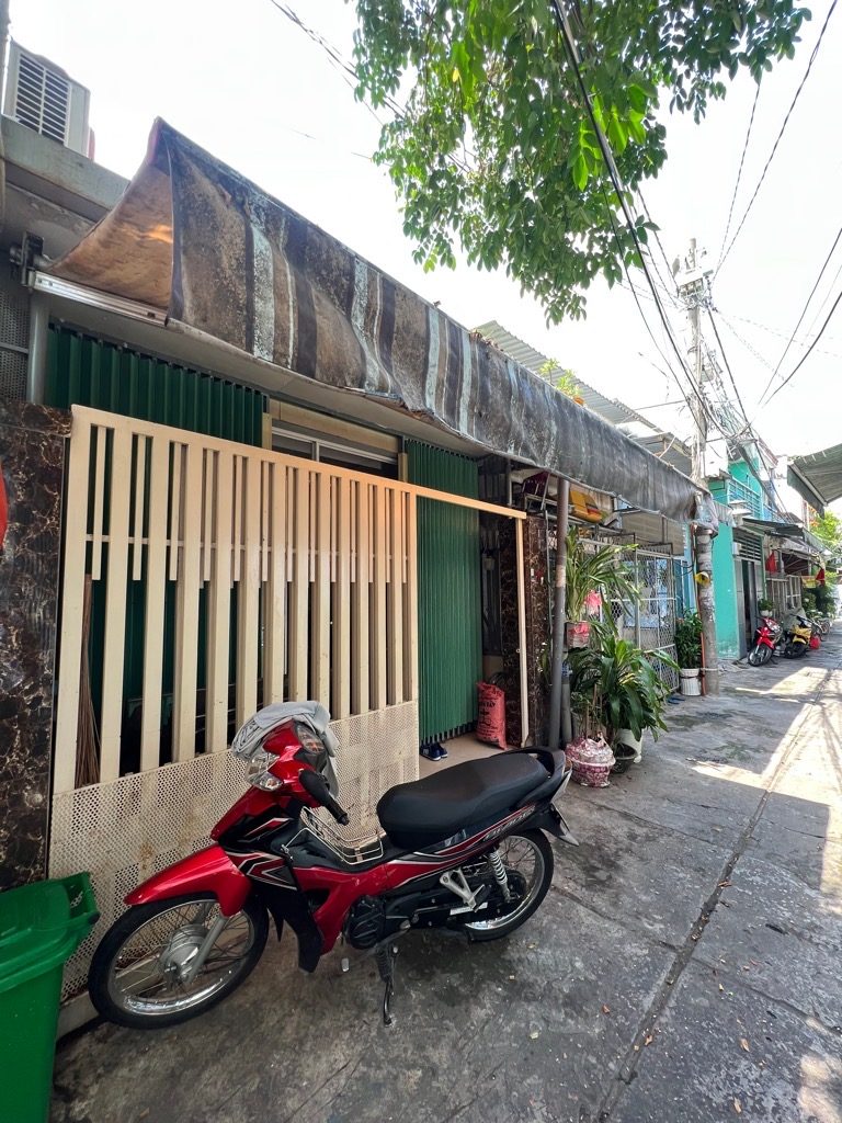 NHÀ GIÁ RẺ TÂN PHÚ NG SƠN