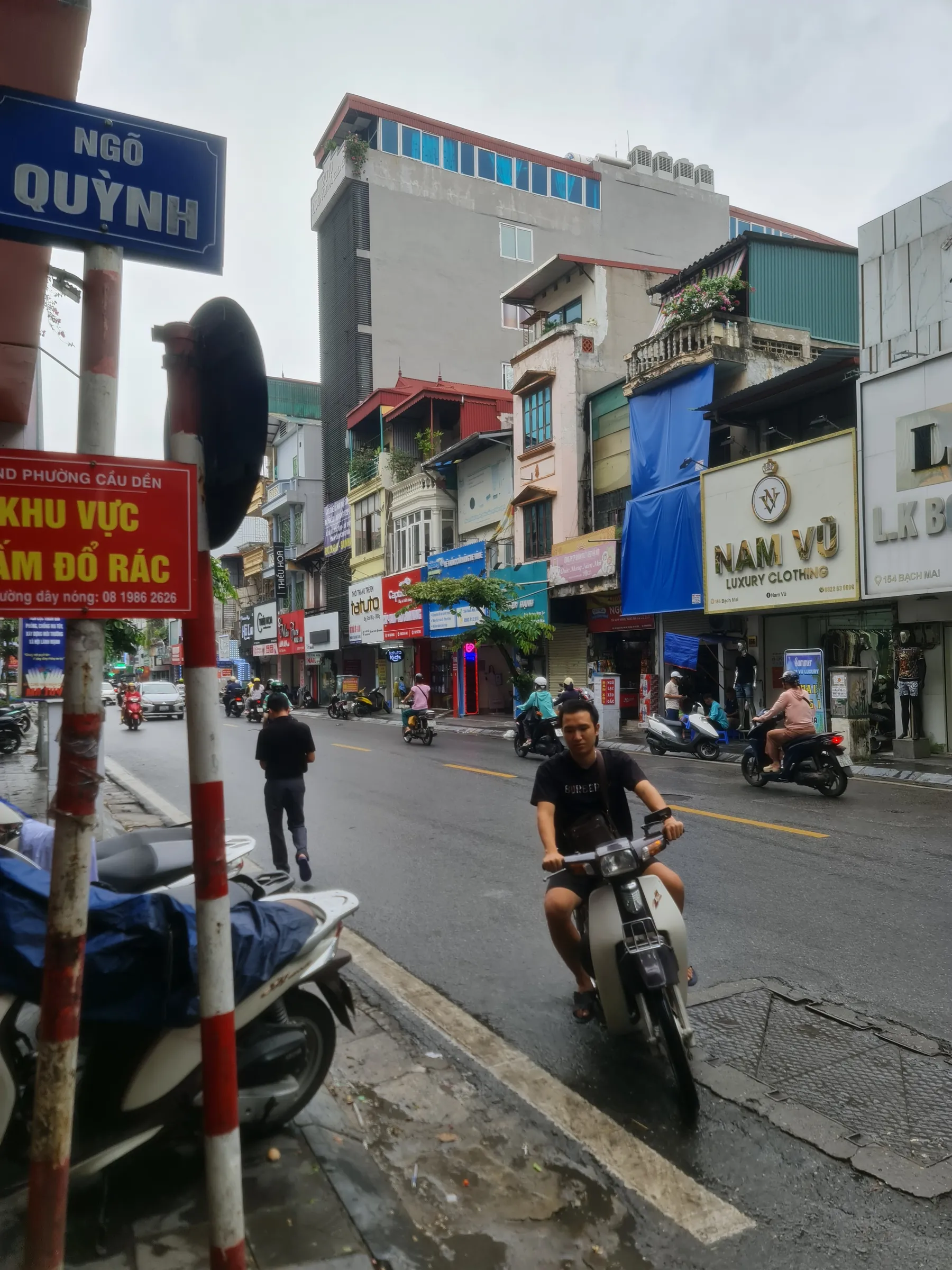 Bán Nhà Hai Bà Trưng Lô Góc Mặt Ngõ Thông Kinh Doanh 50m x 4 Tầng Mt 8m Giá 9.8 Tỷ.