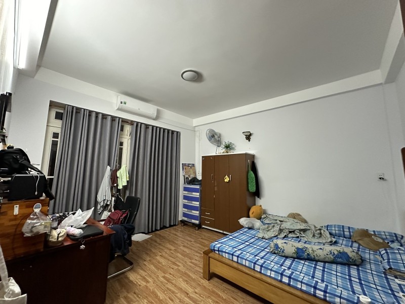 Bán nhà HXH Hoàng Văn Thụ, Tân Bình, 70m2, 3PN, sát mặt tiền, chỉ 8 tỷ X