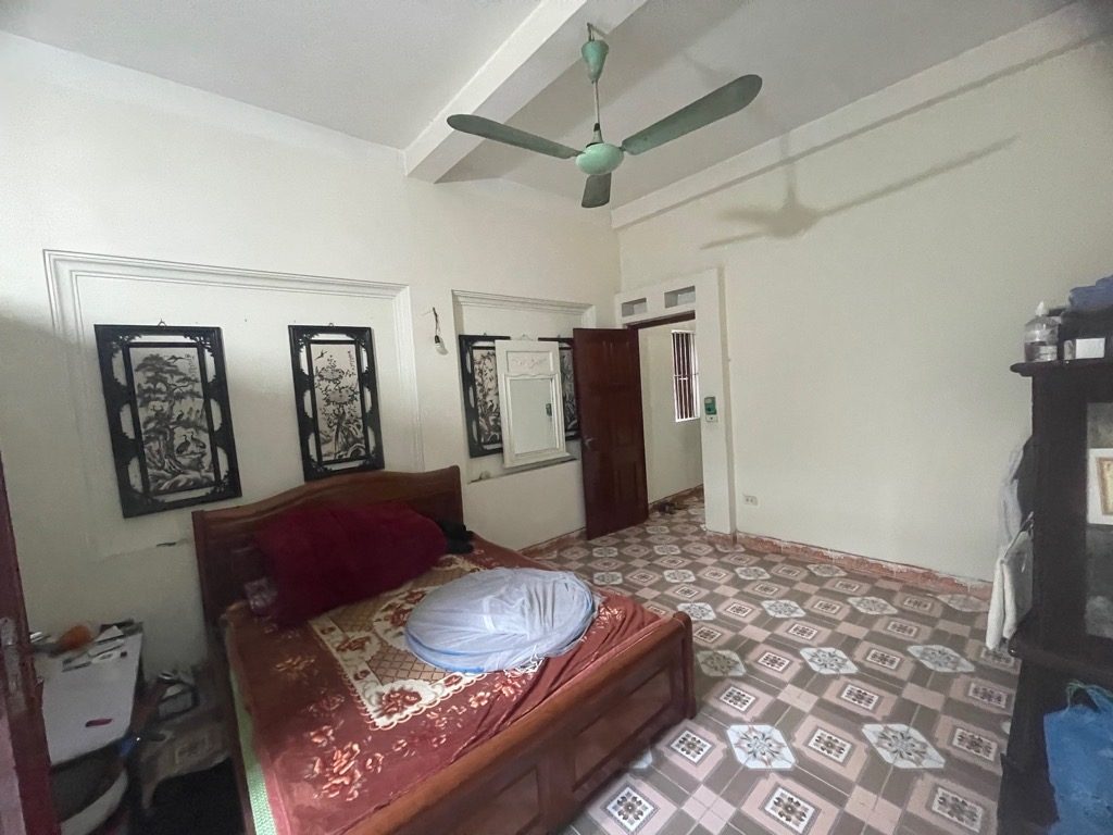 Bán nhà tổ 23 TT Đông Anh, 44m x 2T oto tránh, kinh doanh giá nhỉnh 3 tỷ TL. LH: 0936123469