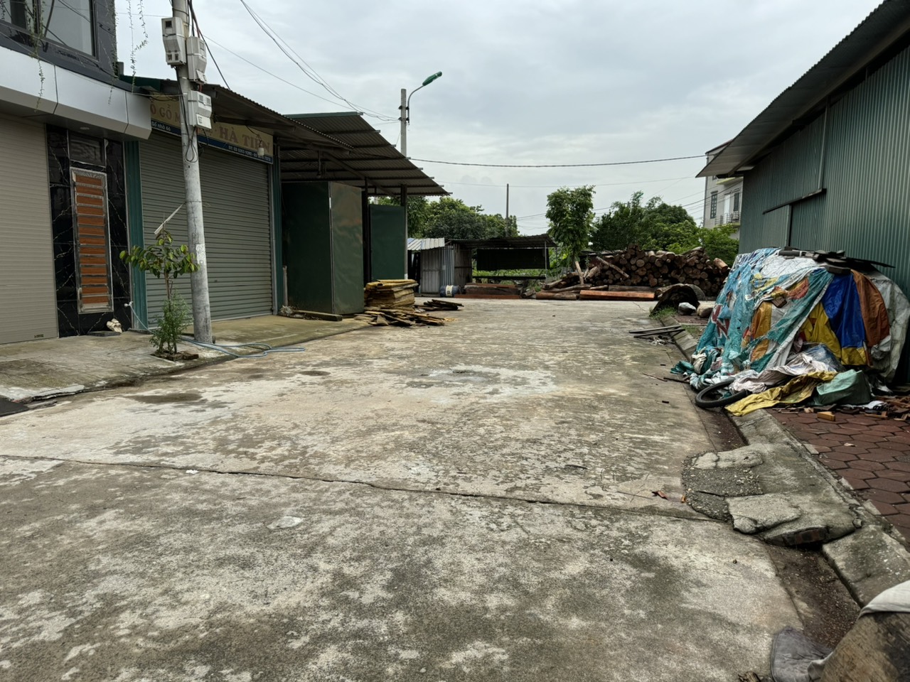 Chị gái cần bán 65.8m đấu giá X1 Lỗ Khê - Liên Hà - Đông Anh.Giá chỉ nhú 3 tỷ chút