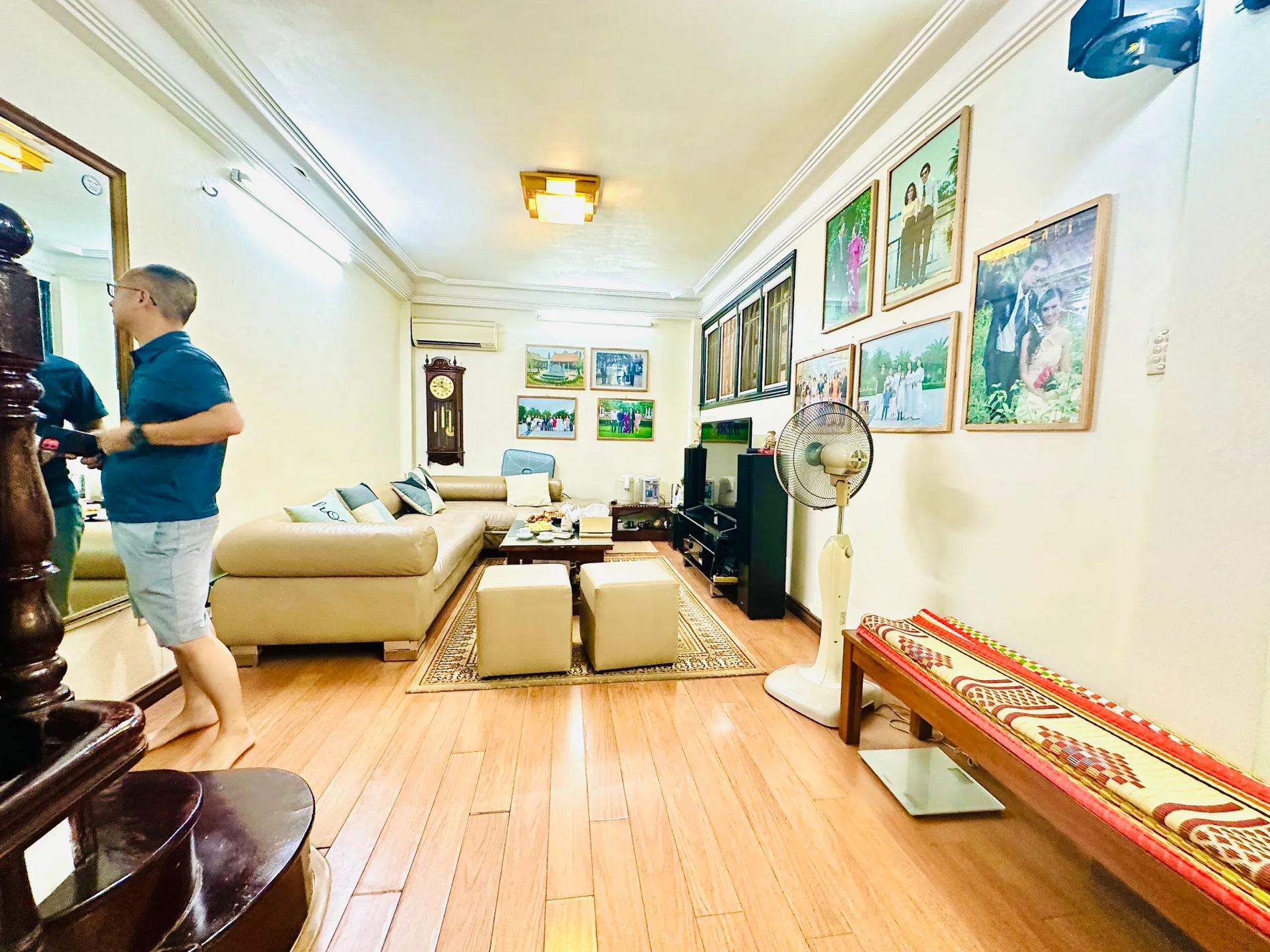 Nhà phố Bà Triệu, trục chính Hoàn Kiếm - 30 mét, 6 tầng, mặt tiền khủng. Chào 12 tỷ.