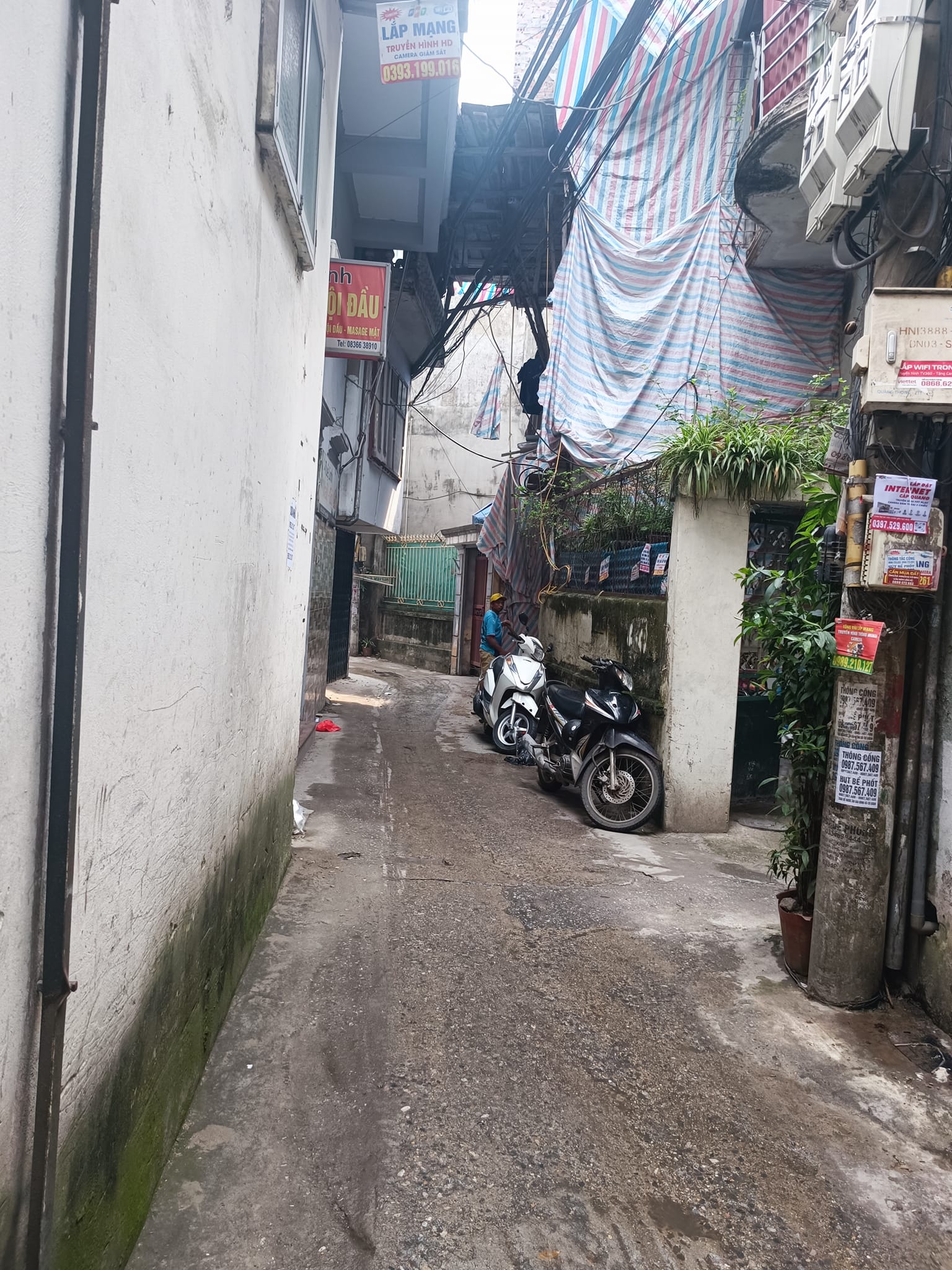 Cho thuê nhà ngõ Nguyễn Đức Cảnh, Tương Mai, Hoàng Mai, Hà Nội. 35mx2 tầng. Giá 5,5 triệu/tháng.