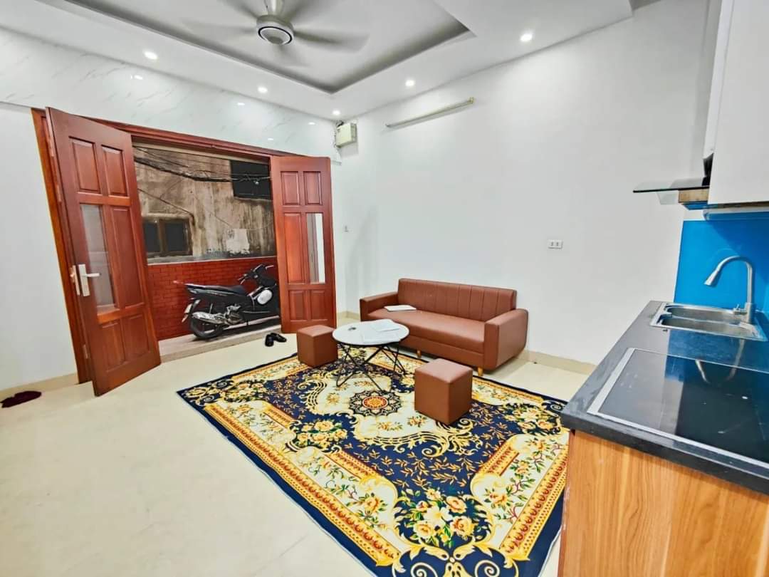 BÁN NHÀ GIANG VĂN MINH,QUẬN BA ĐÌNH,DT24/34M2×5T,MT4M,GIÁ 5.98TỶ,NHÀ ĐẸP GẦN PHỐ,FULL NỘI THẤT