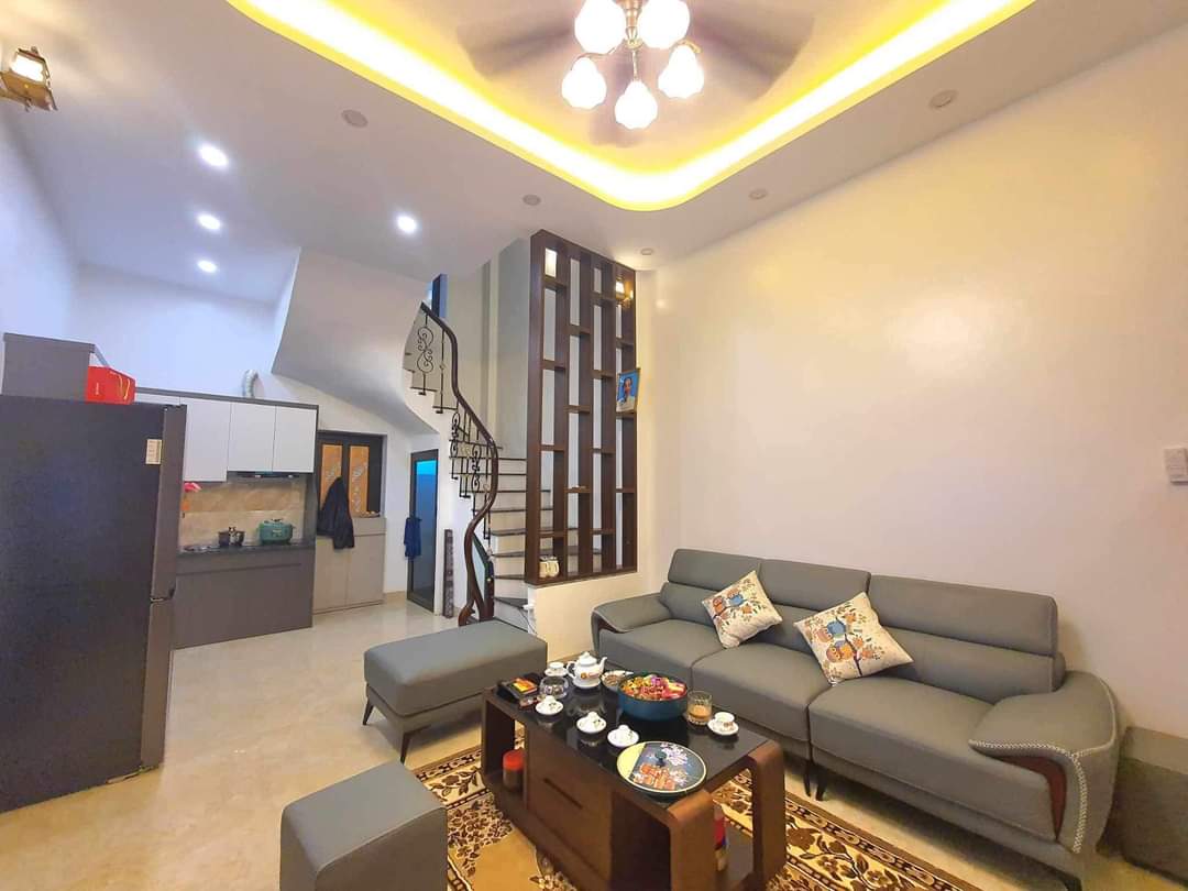 BÁN NHÀ KIM MÃ,QUẬN BA ĐÌNH,DT31M2×6T,MT4.2M,GIÁ 6.98TỶ,2 MẶT NGÕ,NGÕ THÔNG,KINH DOANH NHỎ,FULL NỘI THẤT