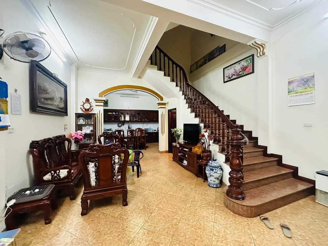 BÁN NHÀ HOÀNG HOA THÁM-QUẬN TÂY HỒ-DT61M2×5T-MT6M-GIÁ 22TỶ-BIỆT THỰ-NGÕ THÔNG-OTO ĐỖ CỬA-KINH DOANH