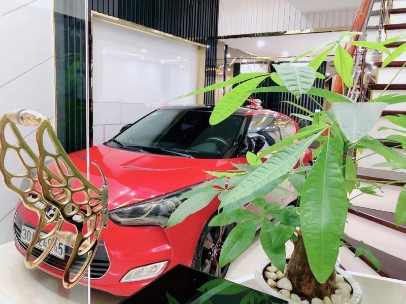 Nguyễn Chí Thanh vị trí trung tâm, trước nhà ngõ rộng, ô tô tránh, ô tô vào nhà.