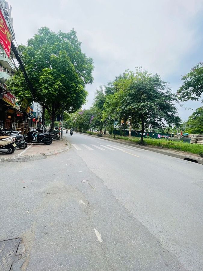 Bán Nhà Kim Giang - Hoàng Mai, D.Tích 70m2, 5Tầng, Vỉa Hè, Gara, Giá 1X.0 tỷ