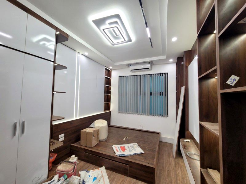 NGUYỄN CHÍ THANH - ĐỐNG ĐA- Ô TÔ - NGÕ THÔNG -KINH DOANH- HAI THOÁNG-HÀNG XÓM VINCOM ~ 7 TỶ