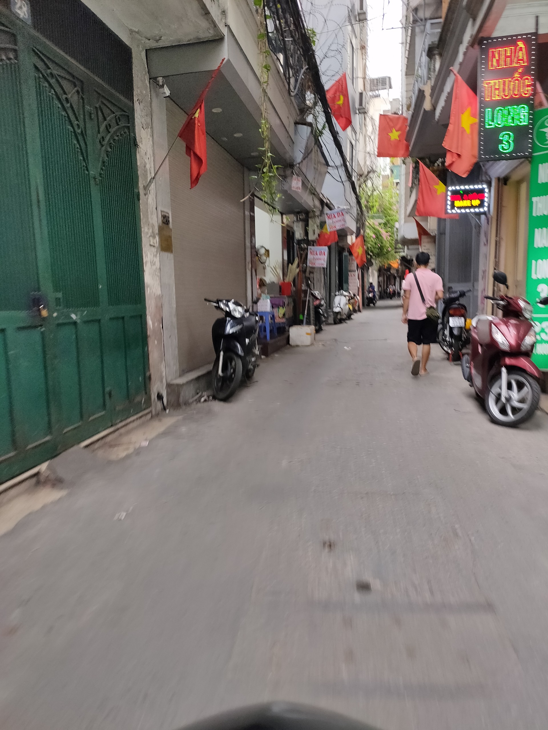 Bán nhà tập thể Đống Đa-Tôn Đức Thắng, duplex 3 tầng 2+3+4, 48m2, ô tô gần. Giá 1,55 tỷ