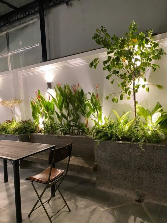 Nhà Quán Thánh vừa xây xong, 44 mét, 5 tầng, nội thất nhập Đức