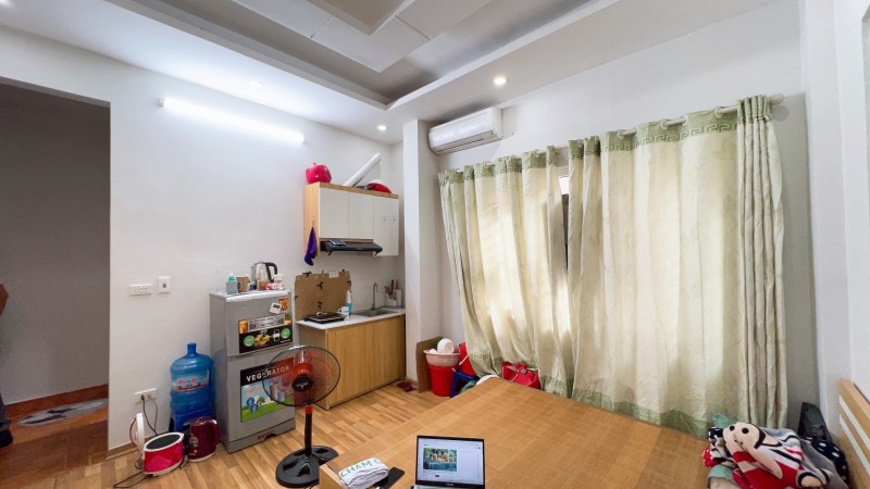 Bán nhà Trần Thái Tông, Cầu Giấy. 44mx5, 9PN; MT 5.4m; giá 8.4 tỷ