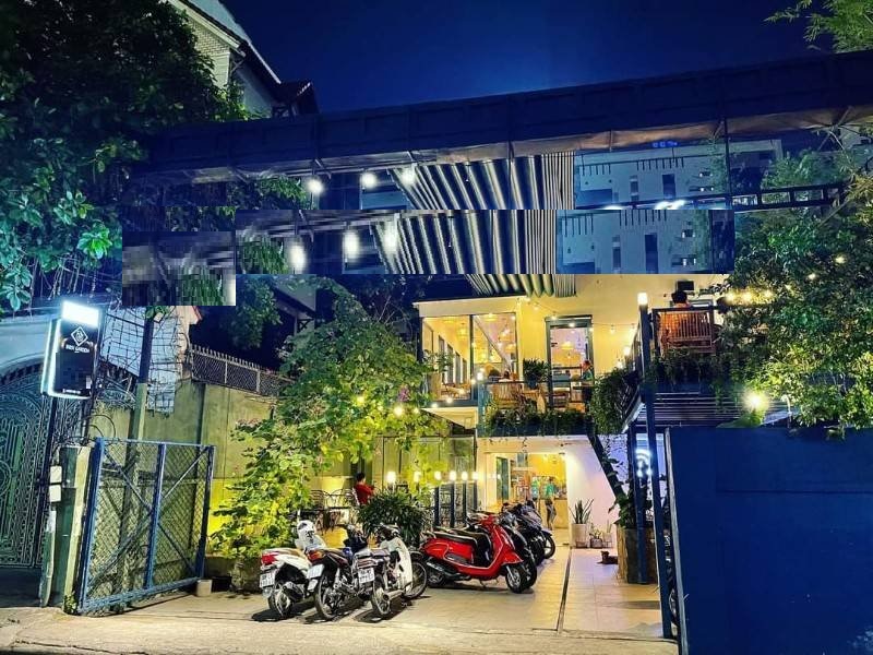 Nhà MT Nguyễn Trọng Tuyển, ngang 10 x 33m, 2 tầng suốt