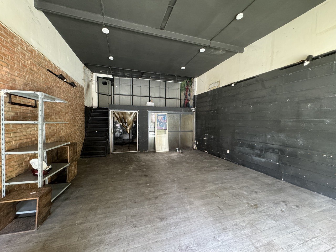 NHÀ GÓC 2 MT BẠCH ĐẰNG, 6x16m, 2 SÀN SUỐT