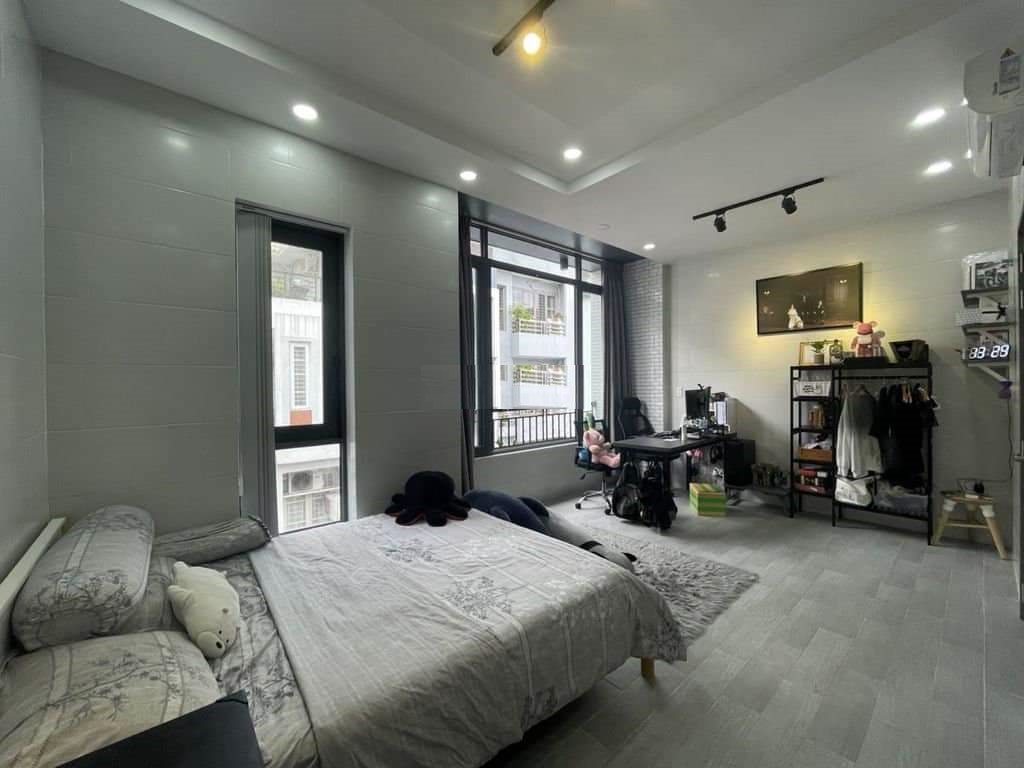 BIỆT THỰ TRƯỜNG CHINH, 6 X 8M, 3 PHÒNG, FULL NỘI THẤT