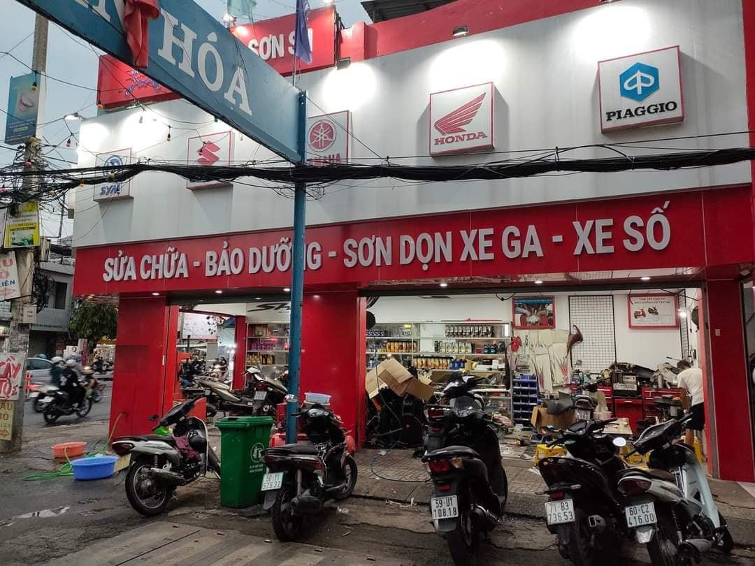 Nhà Góc 2 MT CMT8, 4 x16m, 2 tầng suốt, kinh doanh tự do