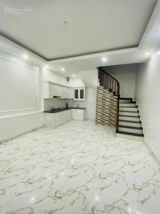 Bán Nhà Định Công Thượng Hoàng Mai, Nhà 4 Tầng Đủ Công Năng, Sát Chợ Gần Đường 2,5 Giá Trị Tăng Vọt