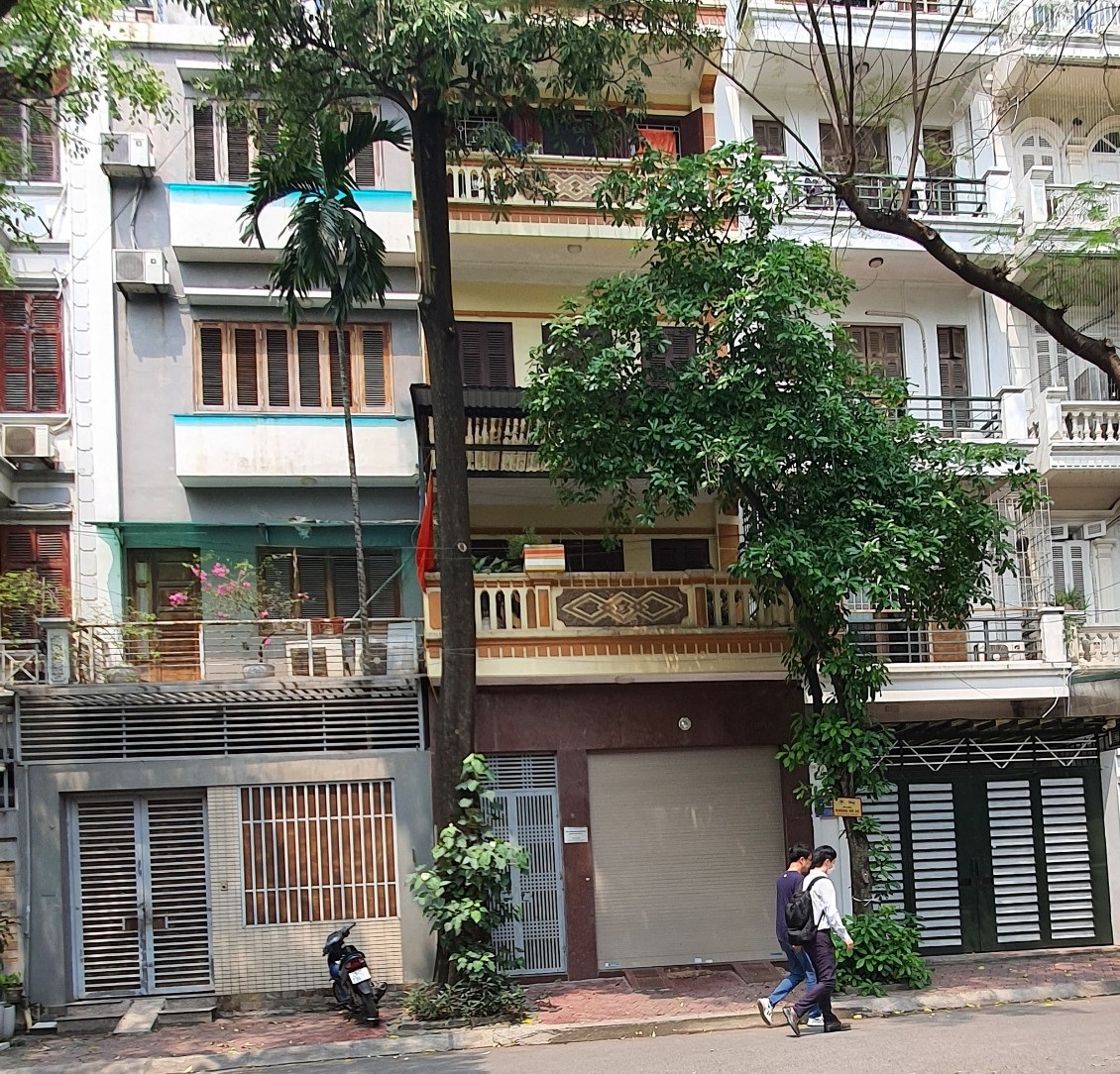 Chính chủ cho thuê nhà mới đẹp, Khu Thịnh Liệt, 98m2x 4T- 25 Tr, VP, Kinh doanh