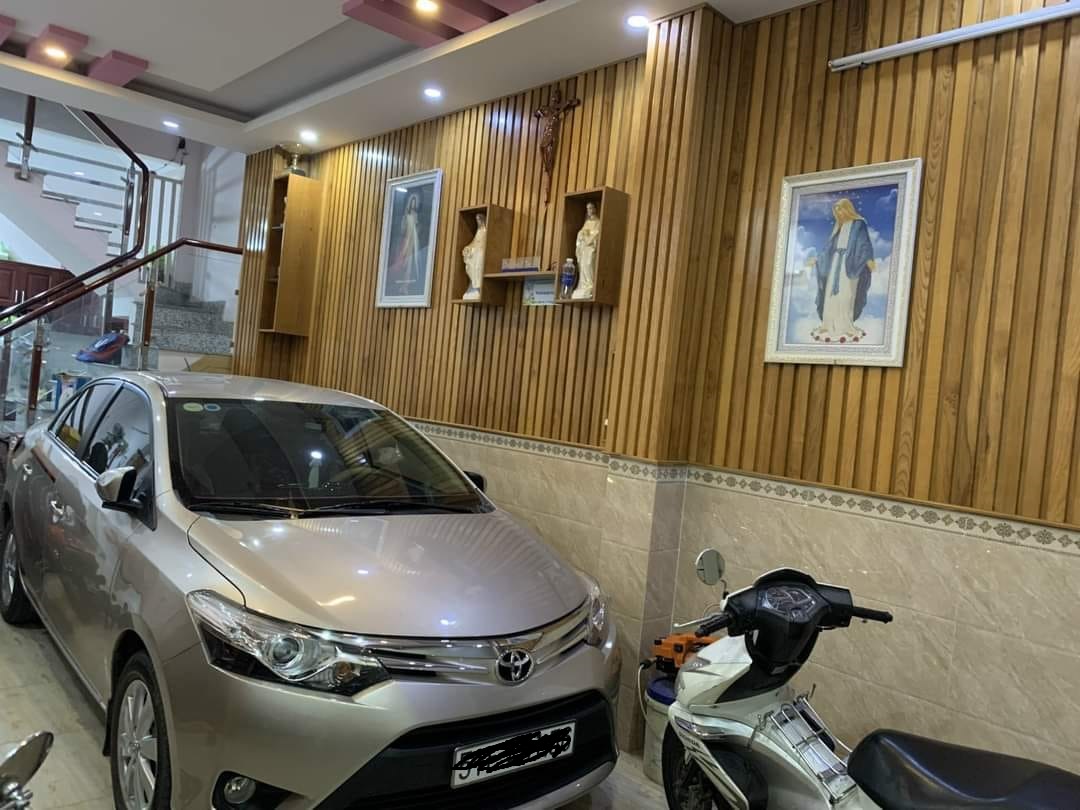 NHÀ ĐƯỜNG 8M - ÔTÔ NGỦ TRONG NHÀ - GẦN NHÀ THỜ BÌNH THUẬN - GIÁP TÂN PHÚ - 3 PHÚT RA AEON MALL - 3 TẦNG - 53M2 - CHỈ