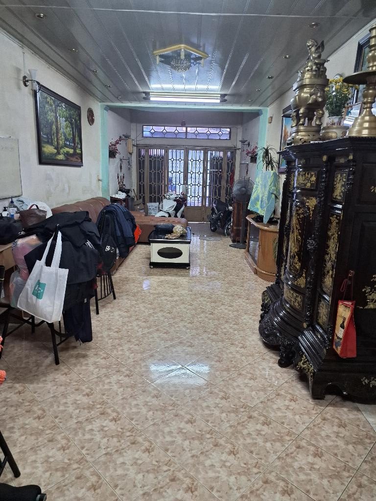 Bán nhà quận 5, đường Trần Hưng Đạo, 61m2, nhà cấp 4, hẻm xe hơi, 9 tỷ