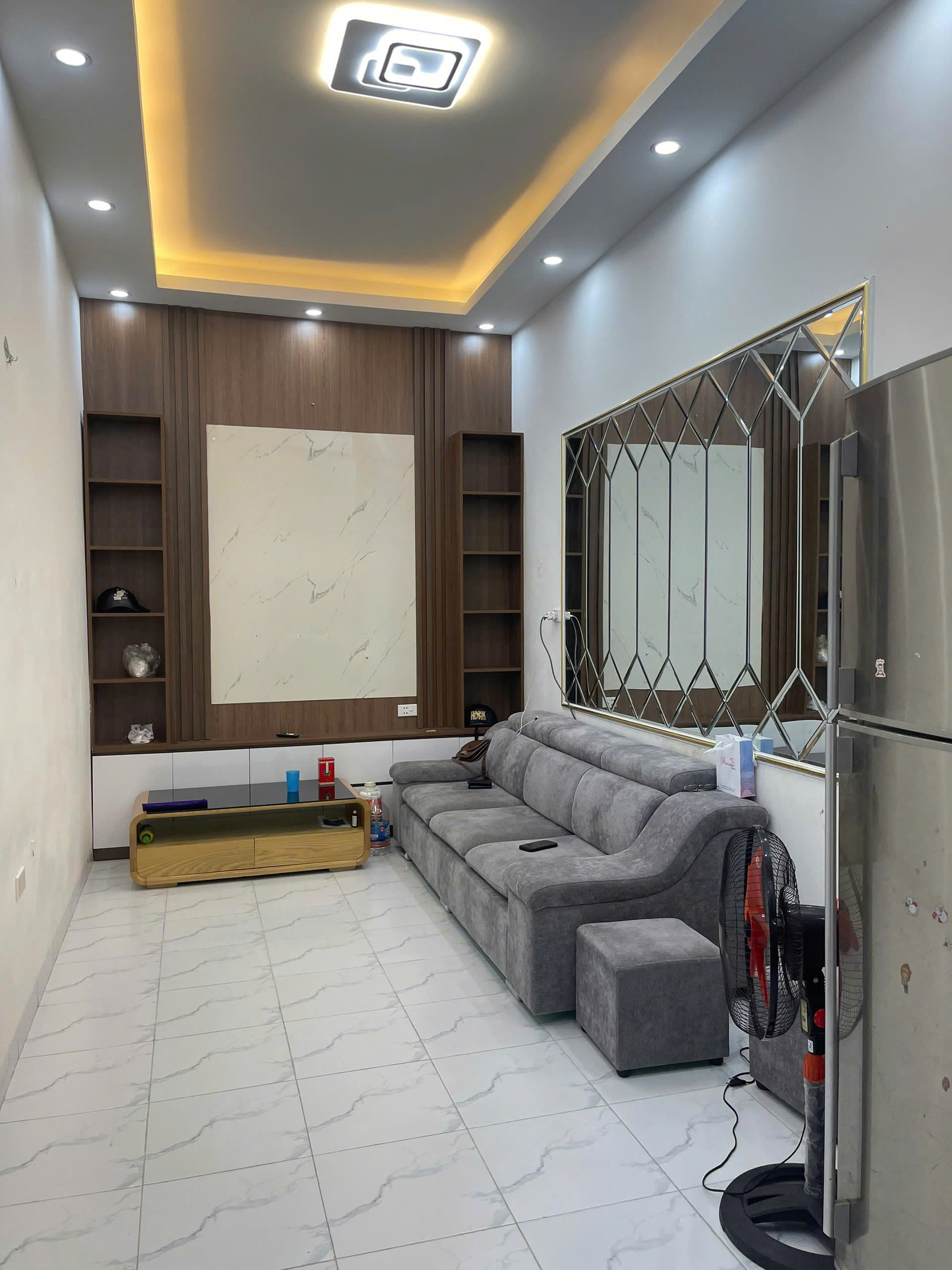 CHO THUÊ NHÀ NGÕ BẠCH MAI, HAI BÀ TRƯNG, 50M2, 3 TẦNG, 3 NGỦ, 2 WC, 12 TRIỆU (CÓ THƯƠNG LƯỢNG)