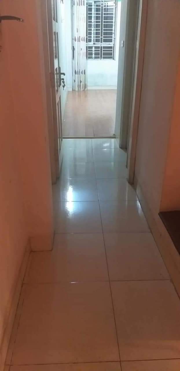 CHO THUÊ NHÀ NGÕ 107 PHỐ VĨNH HƯNG, 32M2, 5 TẦNG, 3 NGỦ, 4 WC, GIÁ 8 TRIỆU/THÁNG.