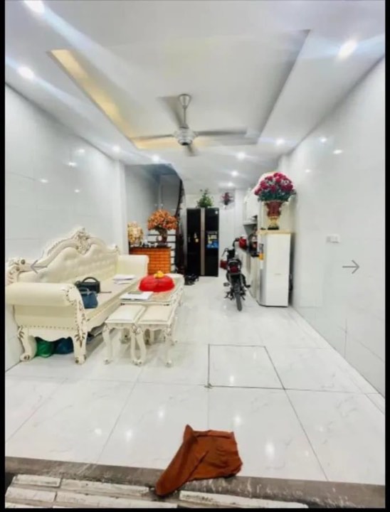 Bán Nhà Đống Đa Nguyễn Lương Bằng 45m2 5 Tầng 6,1 Tỷ Nhà Mới Ở Ngay.