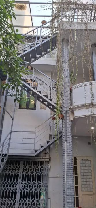 Bán Đất Tặng Nhà 3 Tầng Cũ 13,2 Tỷ Đống Đa Thịnh Quang.70m2 MT 4,2m Ô Tô Vào Nhà.