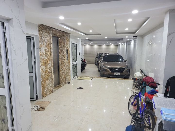 Bán Nhà Đống Đa – Thái Hà 120m2 6T MT 6m. Ô Tô Kinh Doanh Vào Nhà.Gía 35 Tỷ.