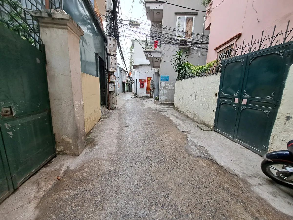 Bán nhà Khương Trung 33m2x 4m ngõ ô tô thông các ngả hơn 5 tỷ Thanh Xuân