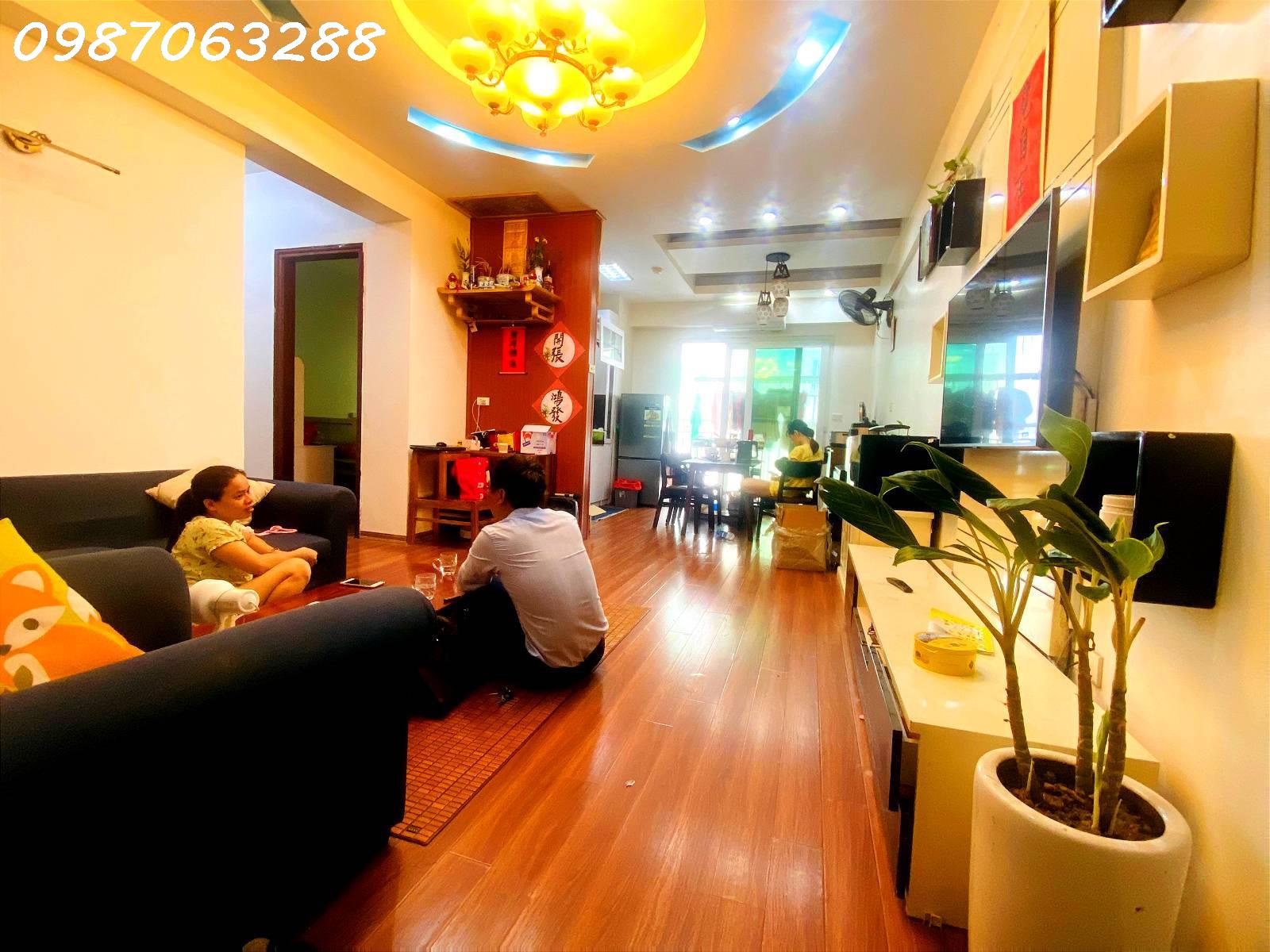 BÁN CHUNG CƯ N5 HOÀNG ĐẠO THUÝ- CẦU GIẤY 98M 3 NGỦ 4,5 TỶ 0987,063.288