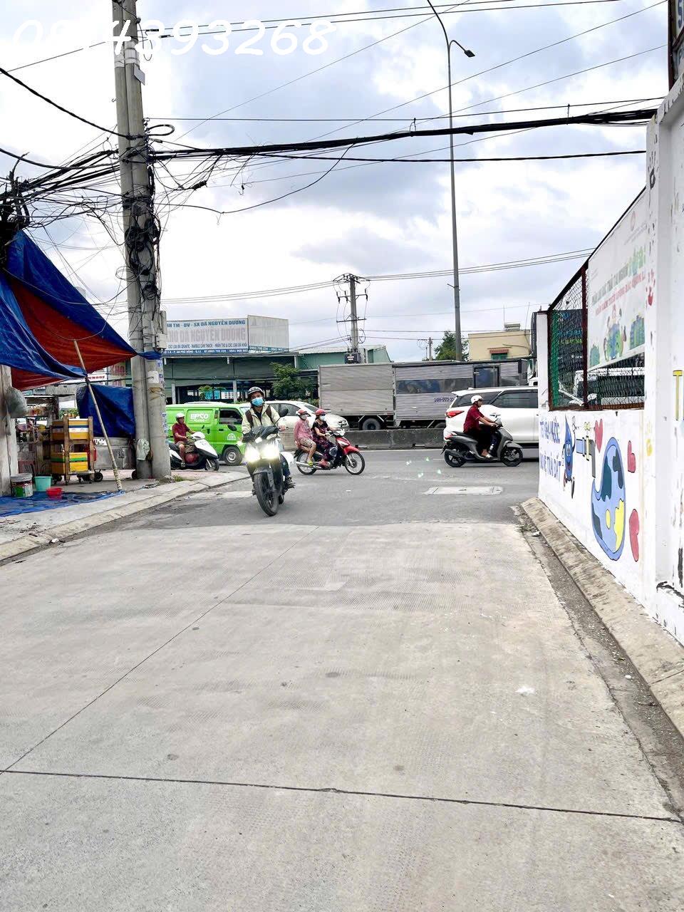 HÀNG HIẾM HẺM XE HƠI NGAY AN PHÚ ĐÔNG QUẬN 12 - 70m (vuông vức 4x17) - CHỈ 3 TỶ 2 ( còn TL )
