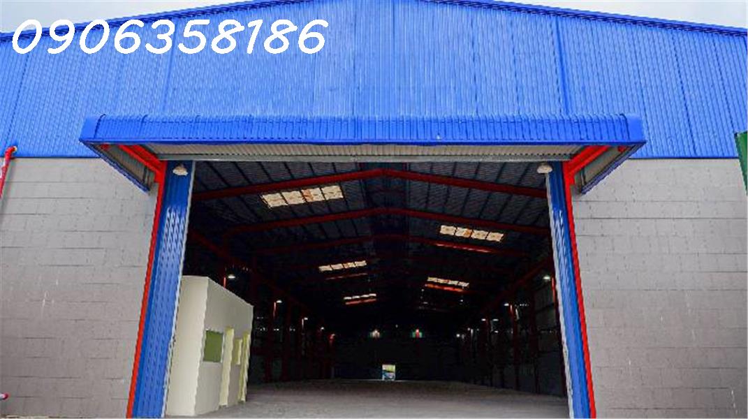 XUẤT NGOẠI CẦN BÁN GẤP XƯỞNG 1800 M2 QUẬN 12