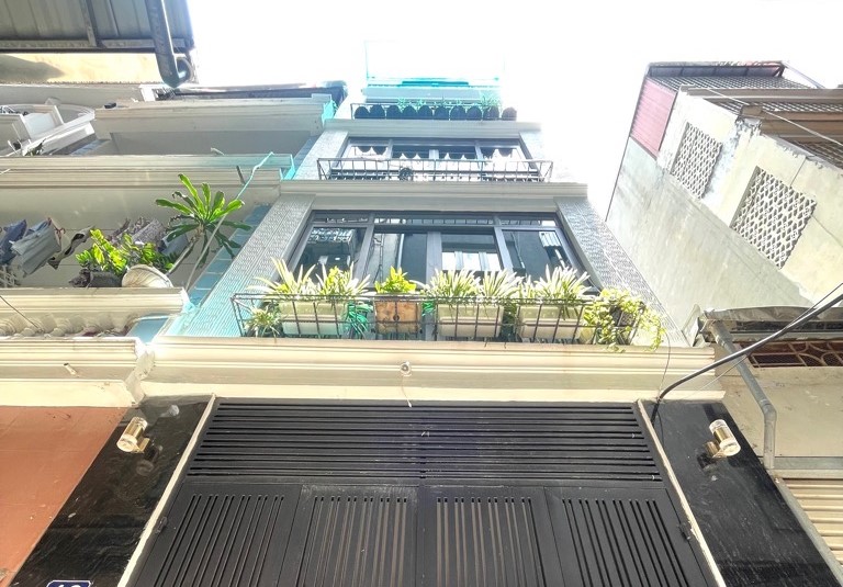 KHU CỰC VIP QUẬN CẦU GIẤY - BA BƯỚC RA MẶT PHỐ - THANG MÁY - 2 MẶT NGÕ