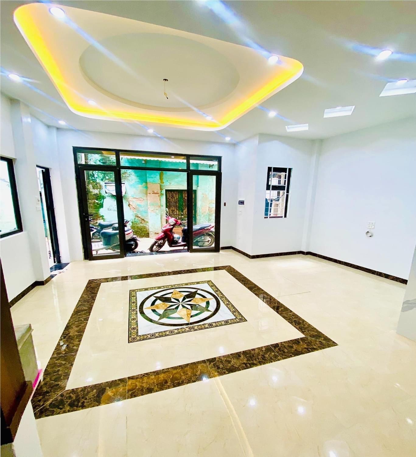 Bán nhà ngõ 454 Minh Khai 45m 5T thang máy, nhà mới, nội thất đẹp, ở luôn chỉ 7.5 tỷ