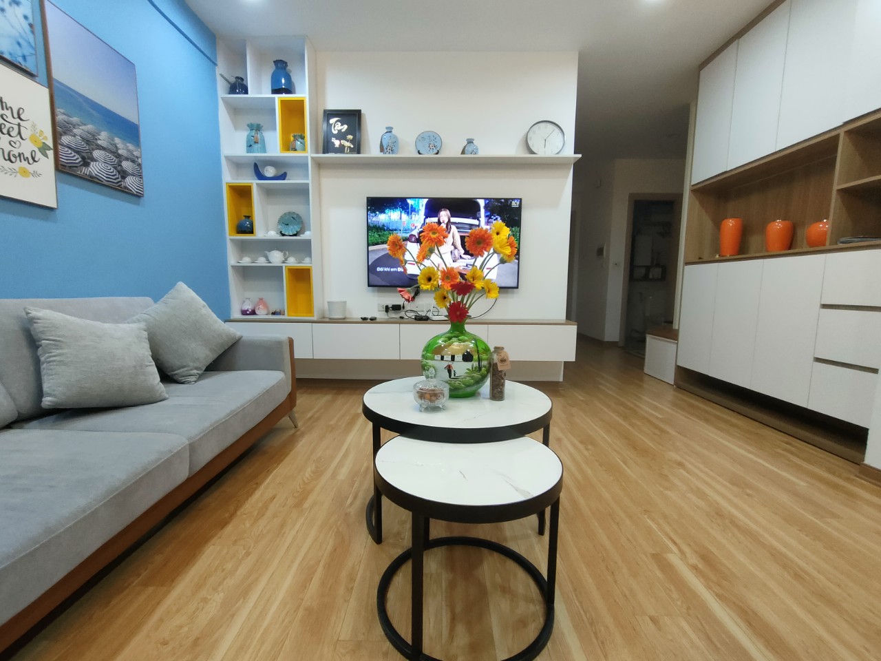 Chính chủ gửi Bán Căn hộ DA NO-08 Giang Biên, full nội thất, DT 72m2, 2PN, 2WC, giá 3.x tỷ