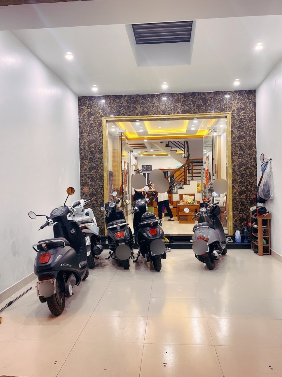 Bán nhà Quán Nam, 84m 4 tầng độc lập dân xây, ngõ ô.tô GIÁ 5.7 tỉ