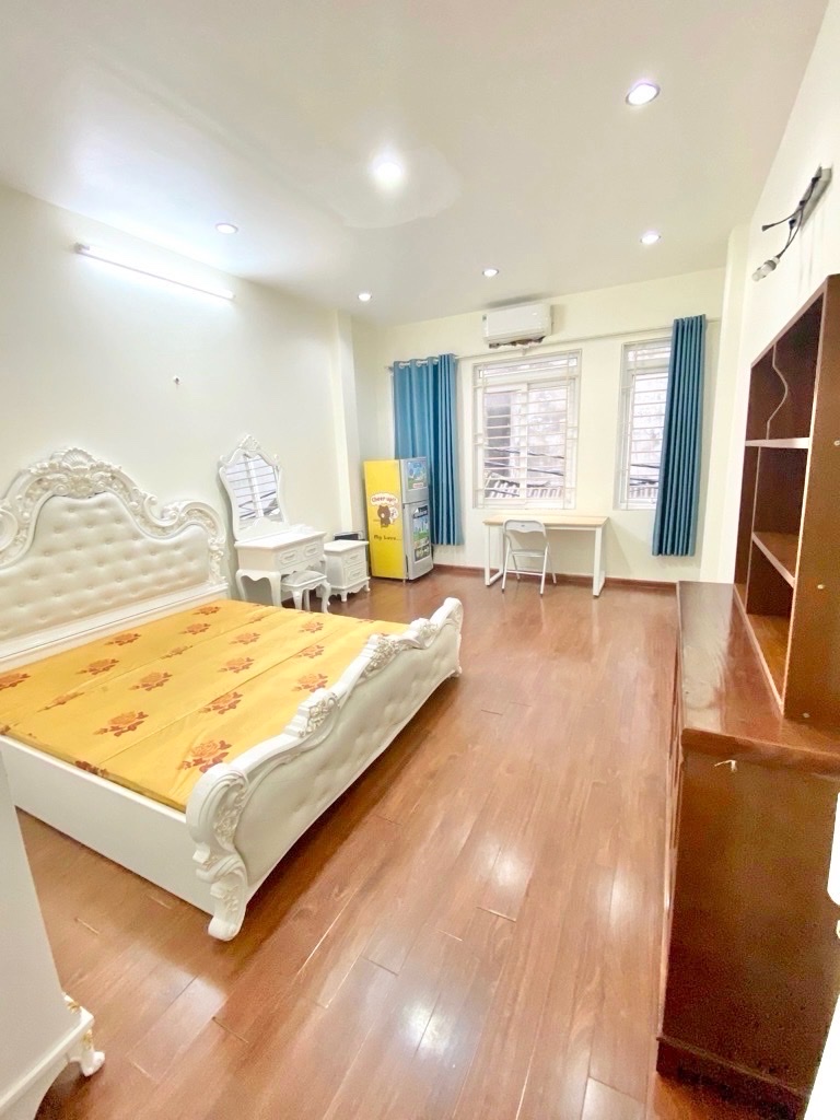 Bán nhà ngõ 55 Lê Quý Đôn 45m 5T 5.95 tỷ. Nhà mới, ngõ thông, gần đường ô tô. Tặng toàn bộ nội thất.