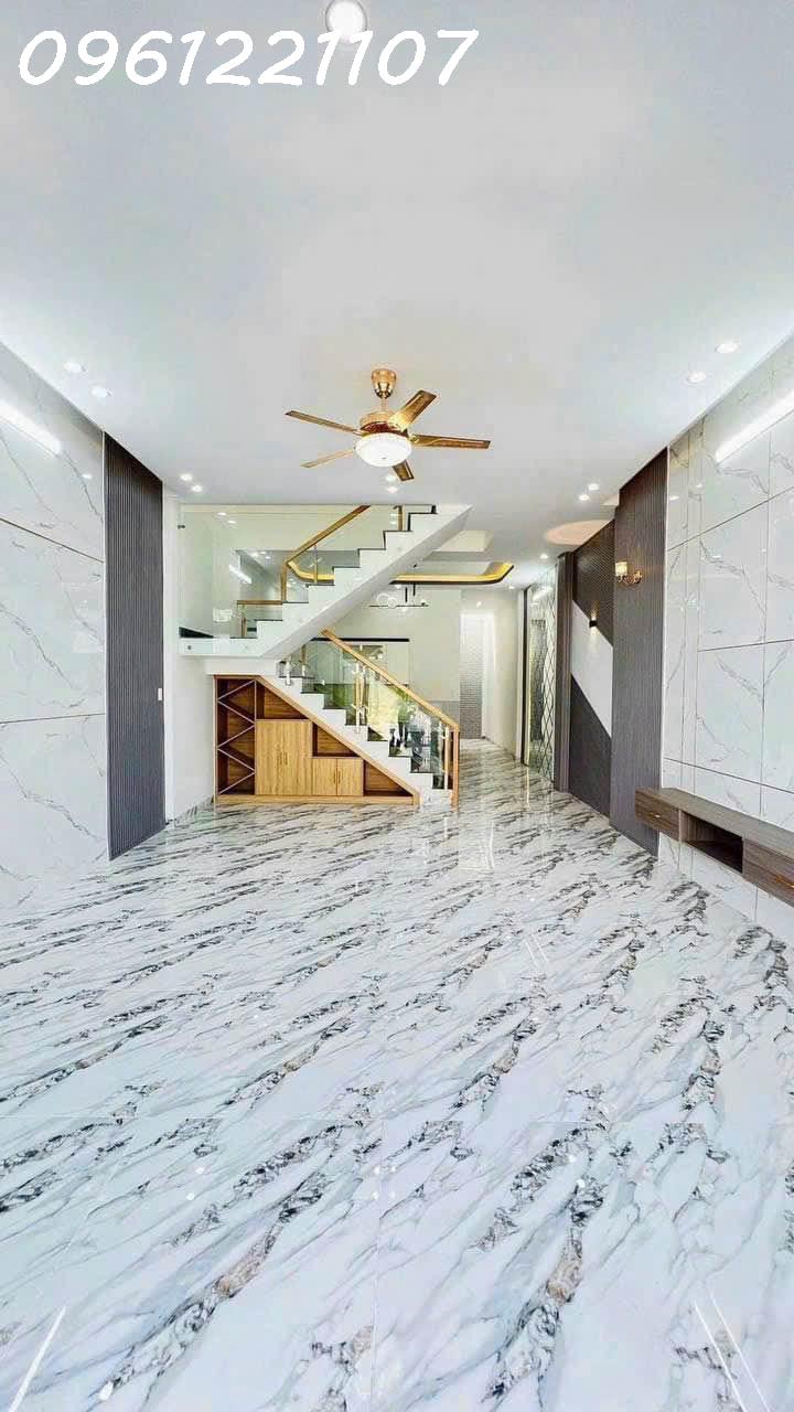 chỉ 300tr sở hữu ngay căn nhà sổ riêng đã lên thổ cư