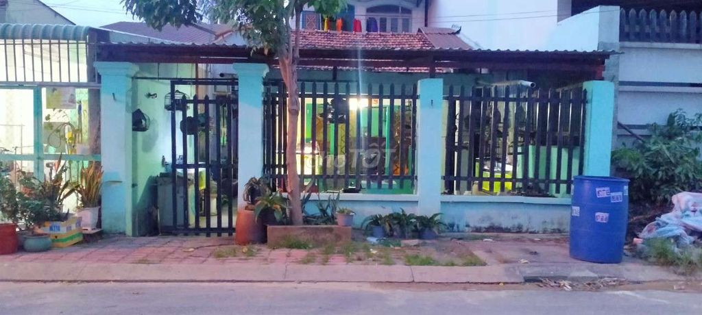 CỰC HIẾM ! CHÍNH CHỦ CẦN RA GẤP NHÀ MẶT TIỀN LỚN ĐƯỜNG LÁI THIÊU 45 - THUẬN AN - BÌNH DƯƠNG