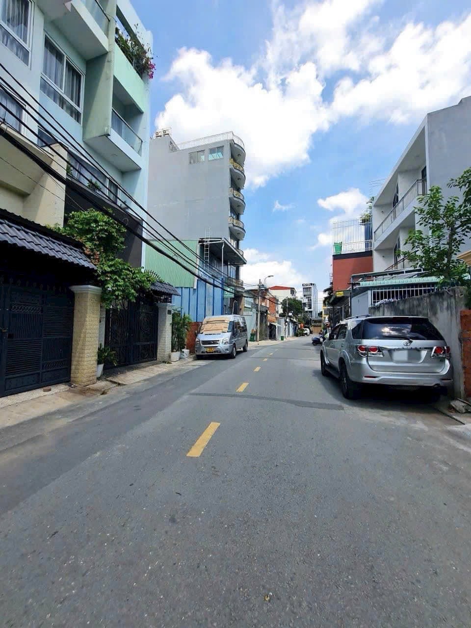 BÁN ĐẤT MẶT TIỀN QUẬN 2-221m²-ĐÃ CÓ GPXD 8 TẦNG-CHỈ 18 TỶ