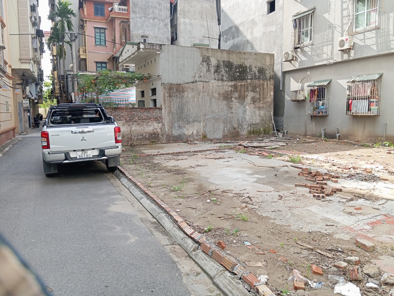 Bán đất Trâu Quỳ. 40m2 * mt 3,6m * 4,6 tỷ. ô tô tránh, kinh doanh.